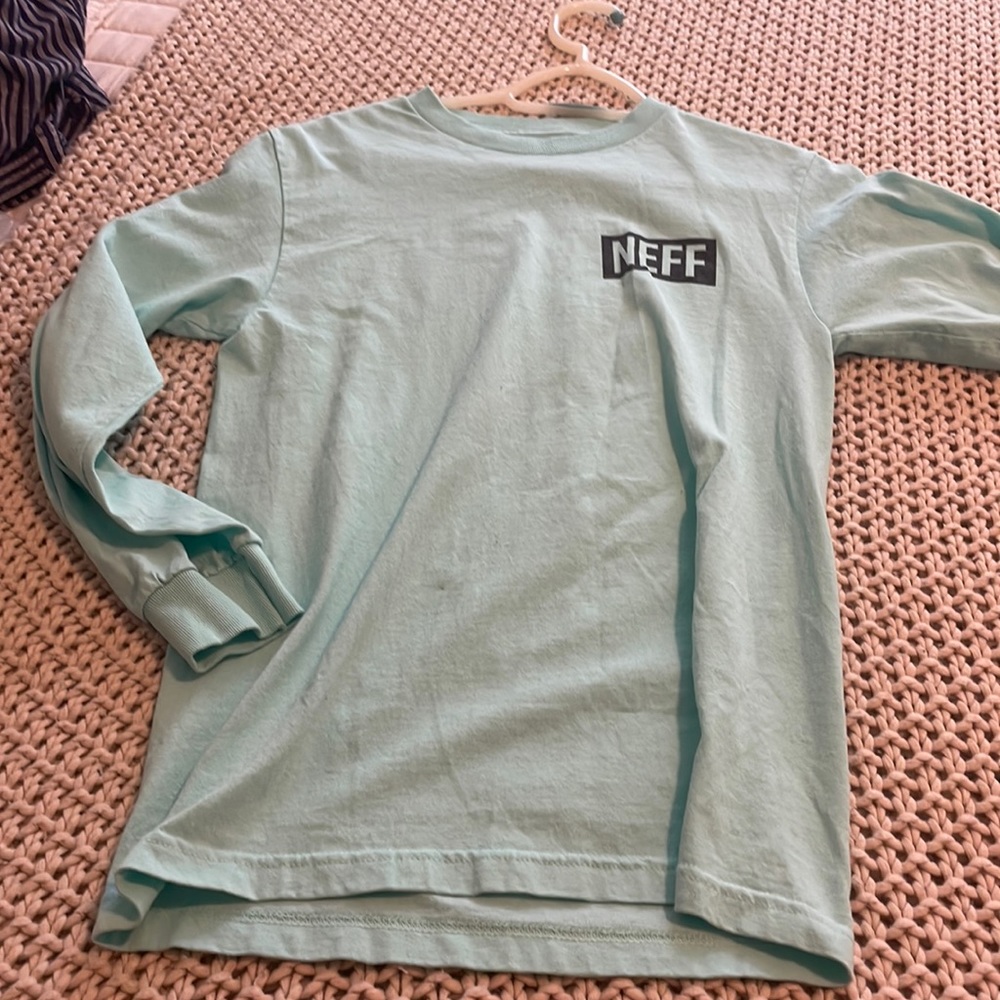 Men’s/youth tshirt in Mint green, Neff Mickey Mouse size small, unisex